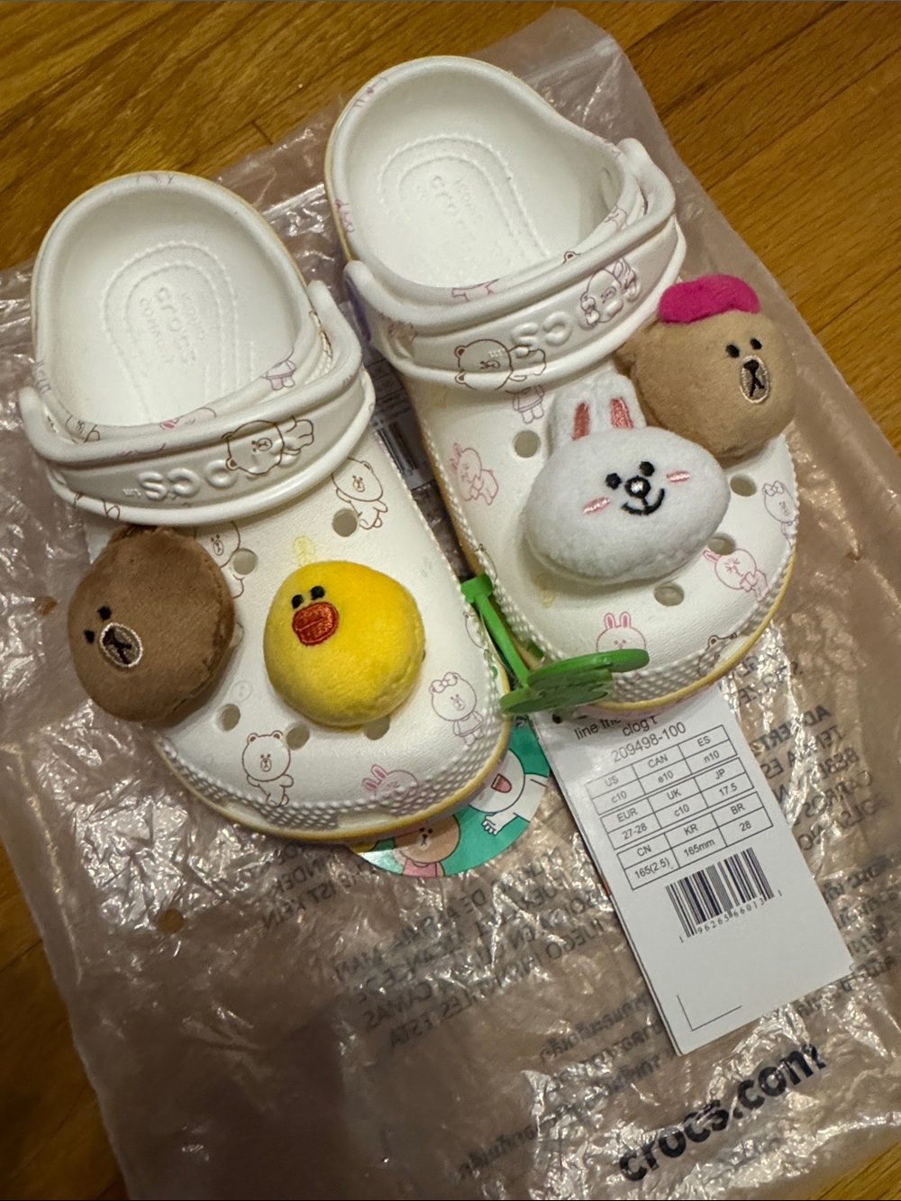 CROCS x Line Friends Kids Crocs size 10c